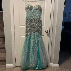 Mac duggal prom or wedding dress, blue